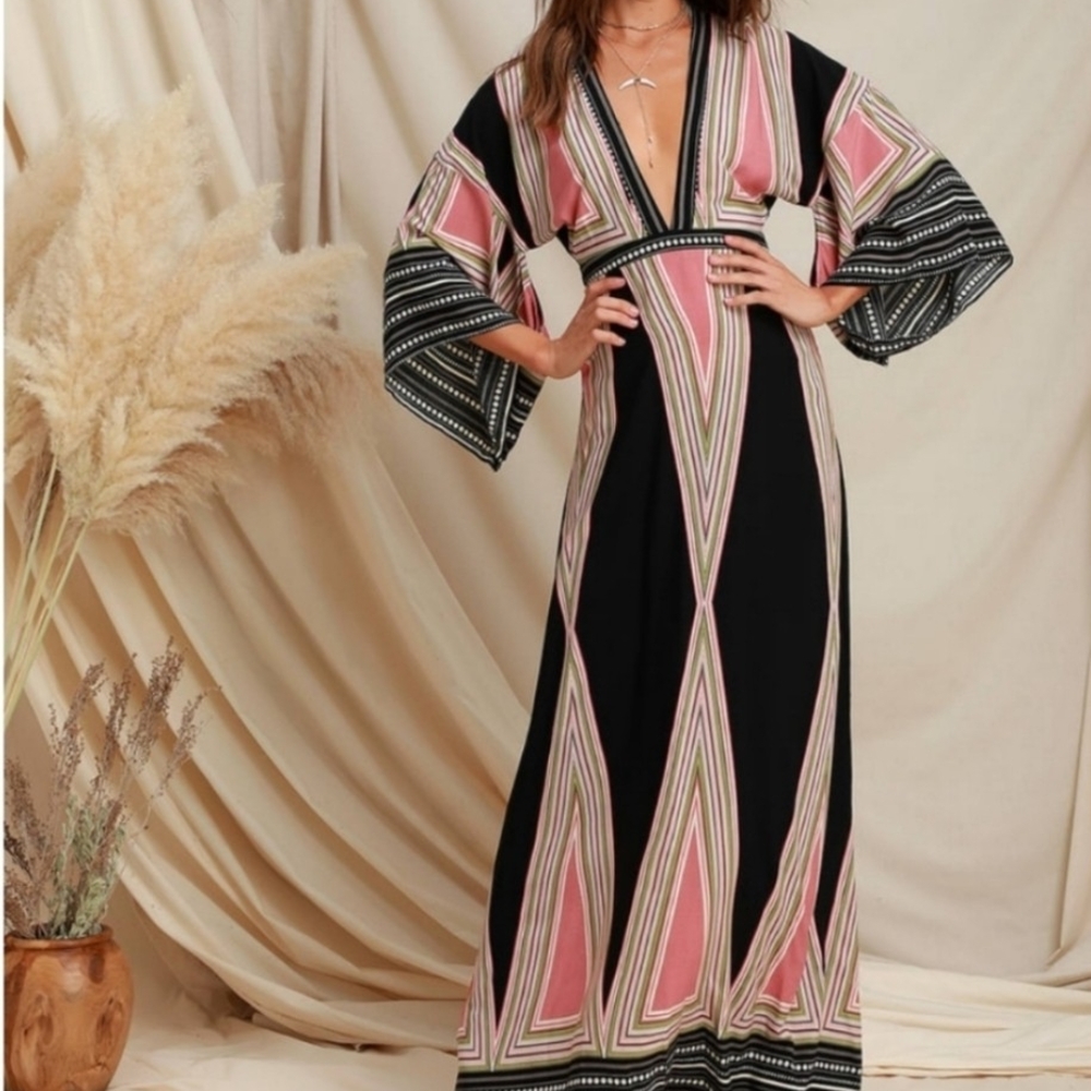 Lulu's Black and Pink Long Sleeve Maxi Dress